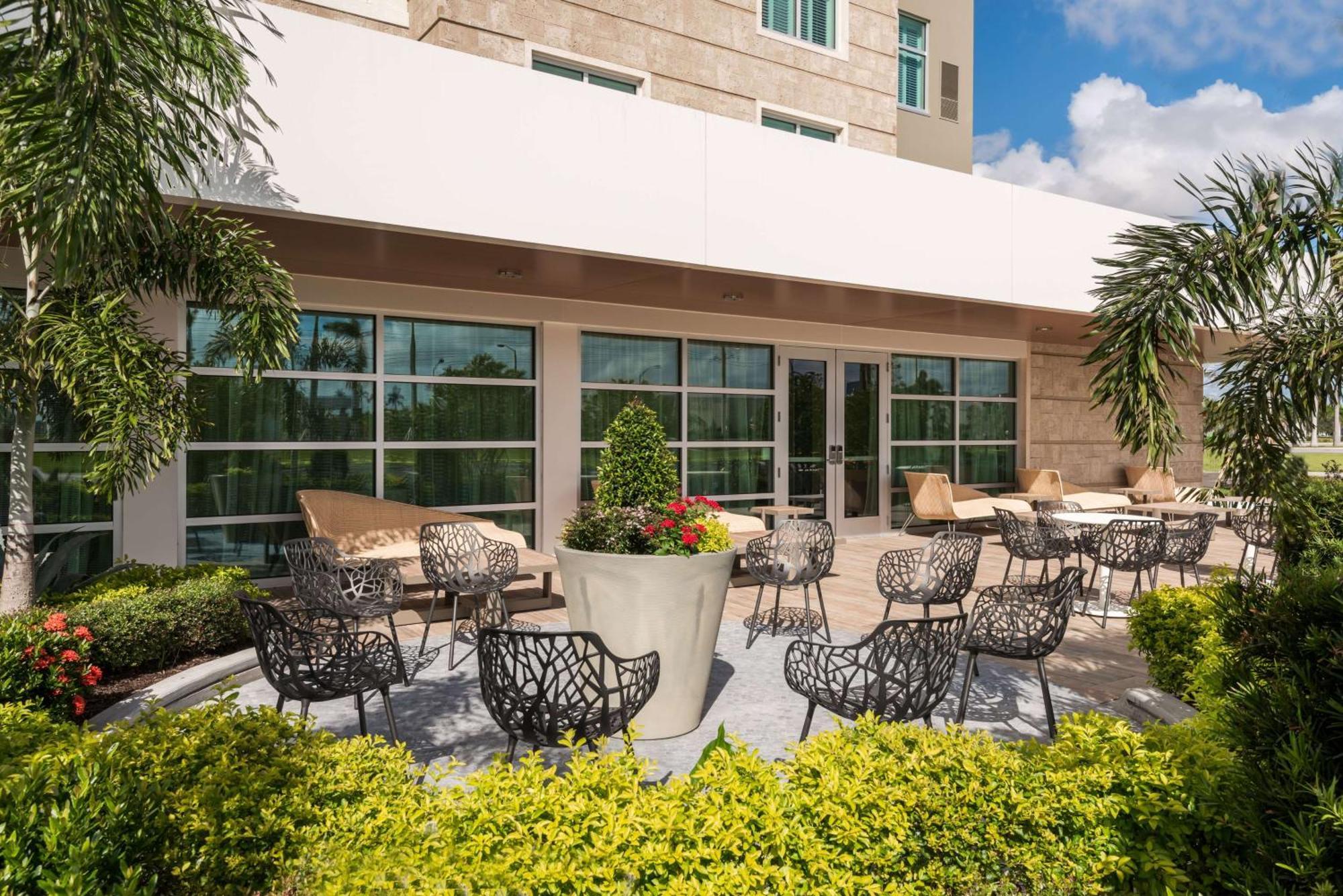 Homewood Suites By Hilton Sarasota-Lakewood Ranch The Meadows Εξωτερικό φωτογραφία
